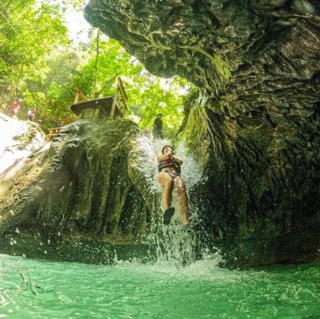 Tour Cascadas Damajagua y Monos Ardillas | Privado VIP 6