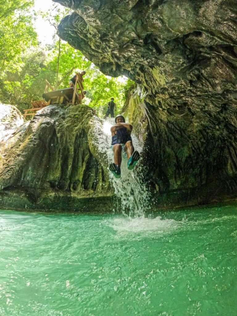 VIP Tour a las Cascadas de Damajagua y Campo Dominicano 6